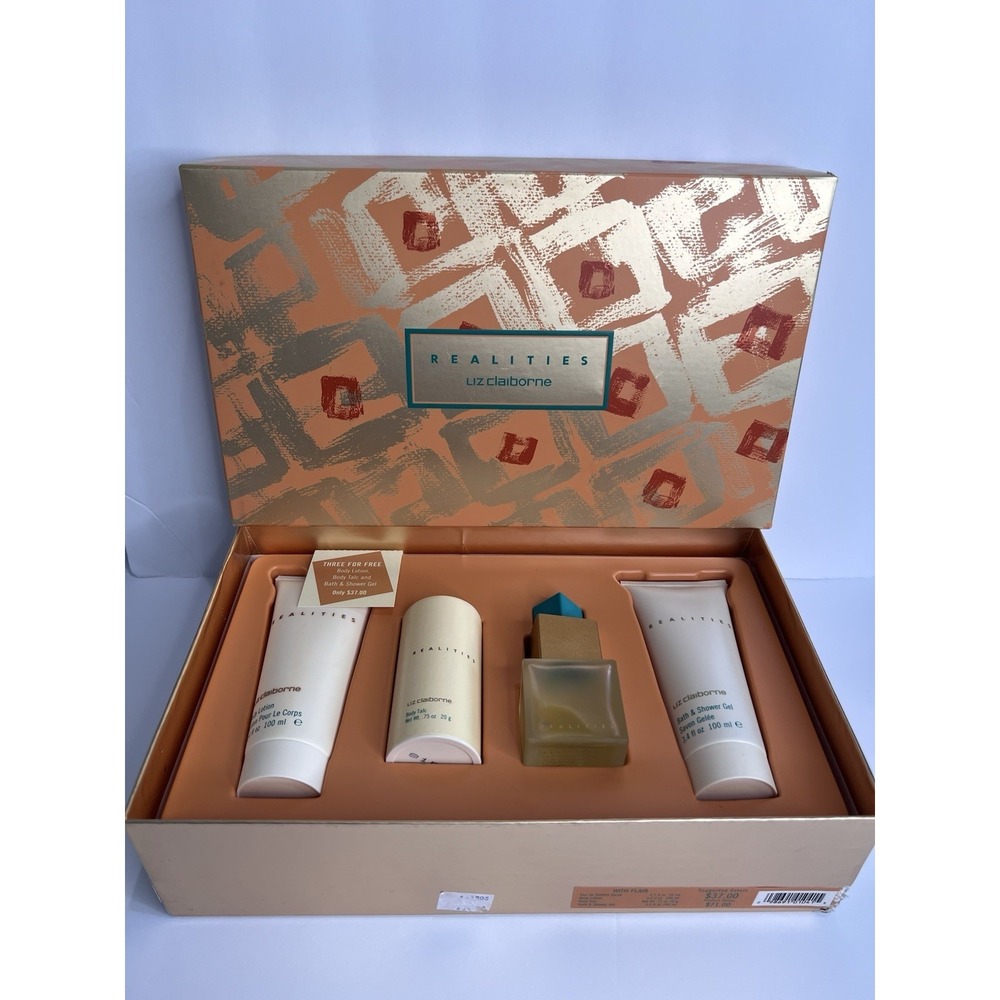 REALITIES LIZ CLAIBORNE NIB GIFT SET EDT SPRAY BODY LOTION POWDER SHOWER GEL NEW